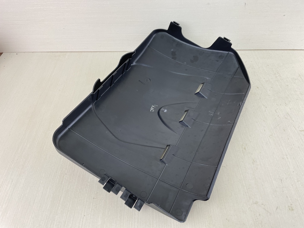 Mercury Verado 135 150 175 200 HP L4 Plastic Electrical Box Cover / Door 896230T01