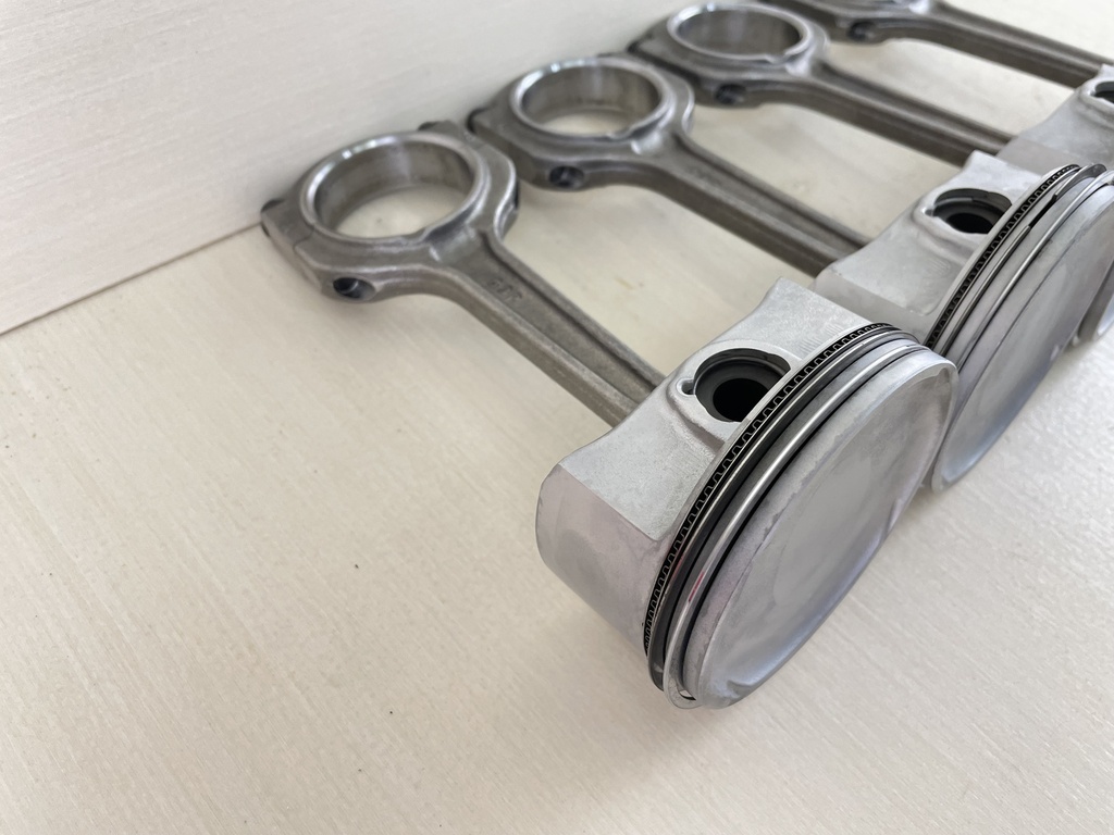 11-22 Yamaha 150HP 4 Stroke Piston & Connecting Rod Set 63P-11631-10-93