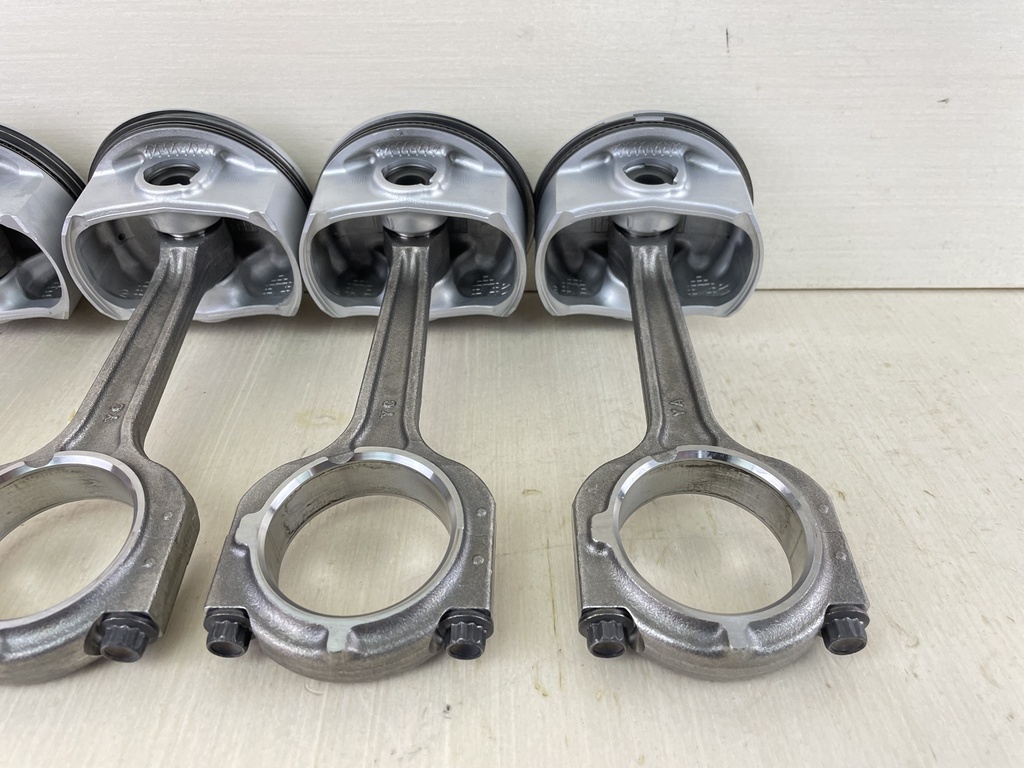 11-22 Yamaha 150HP 4 Stroke Piston & Connecting Rod Set 63P-11631-10-93