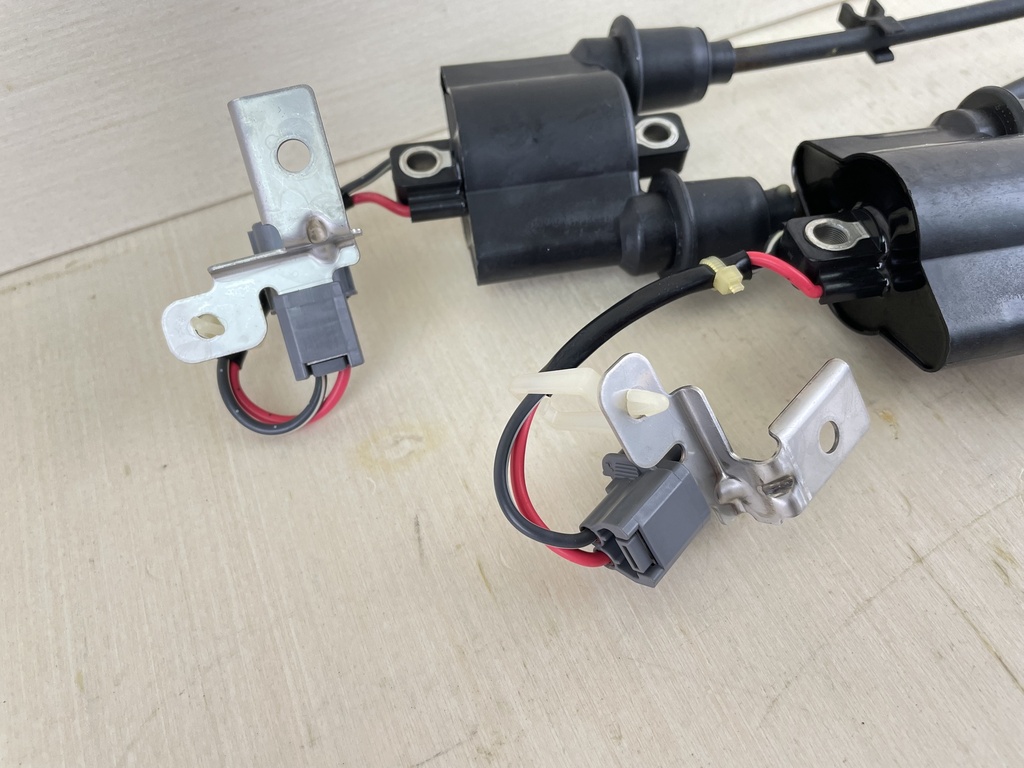 2004 + Yamaha 150HP 4 Stroke Outboard Ignition Coil Set 63P-82310-01-00