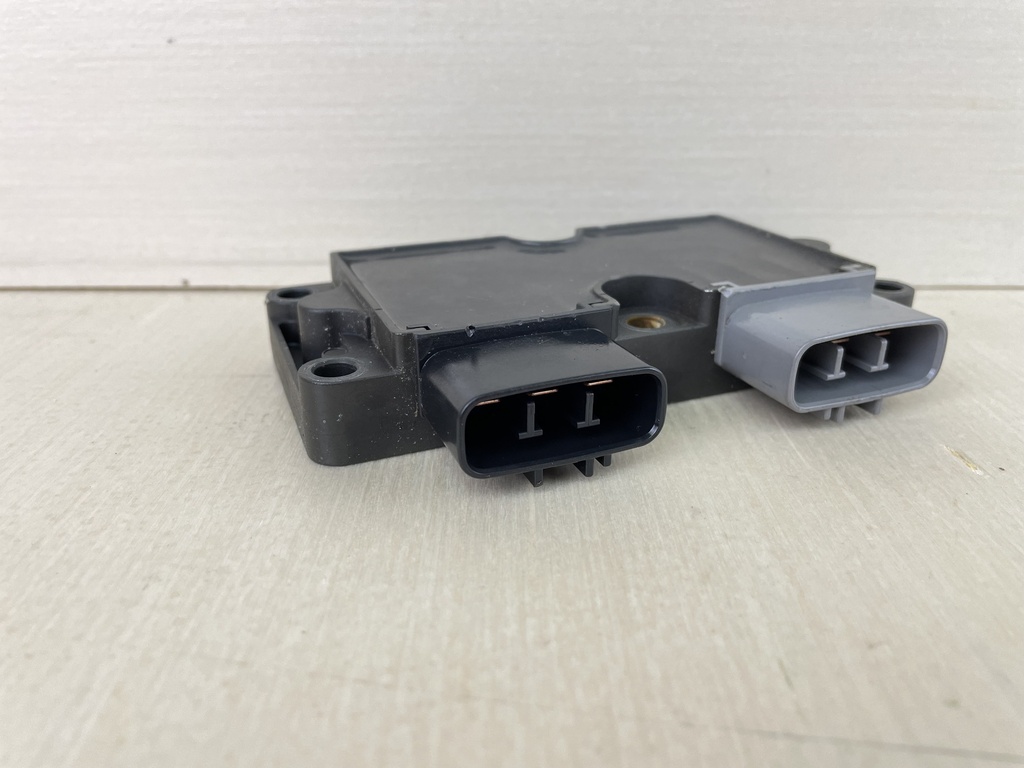 Yamaha 4 Stroke Outboard Rectifier & Regulator Assembly 63P-81960-01-00