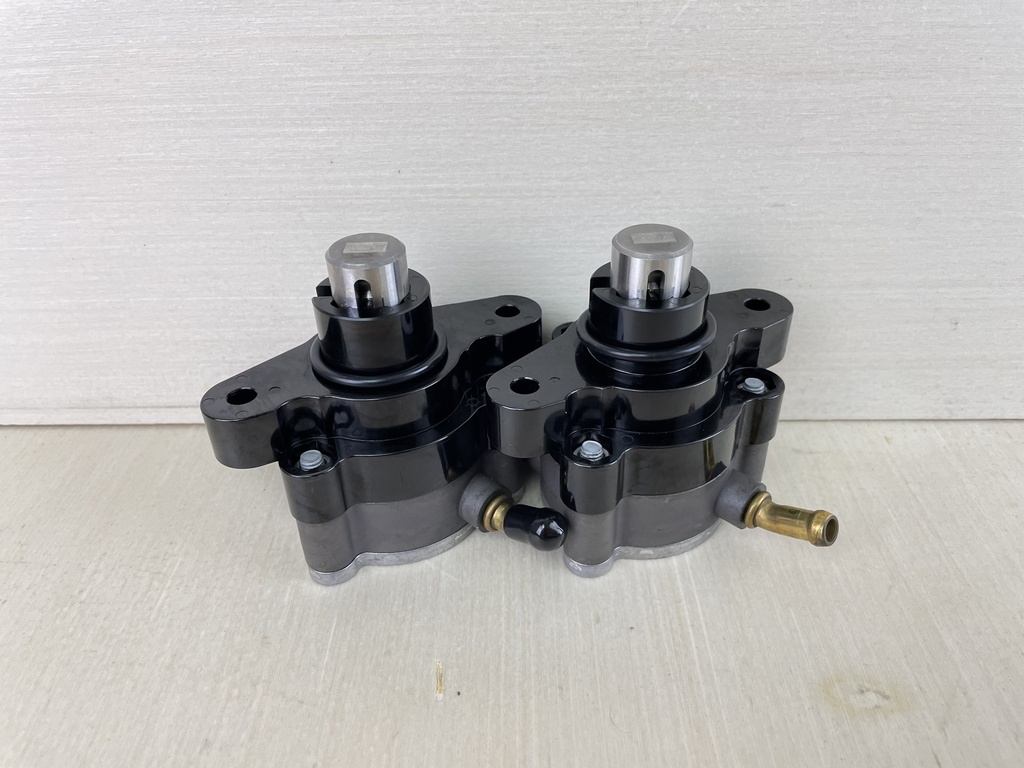 04-14 Yamaha 150HP 4 Stroke Outboard Fuel Pump Set 63P-24410-10-00