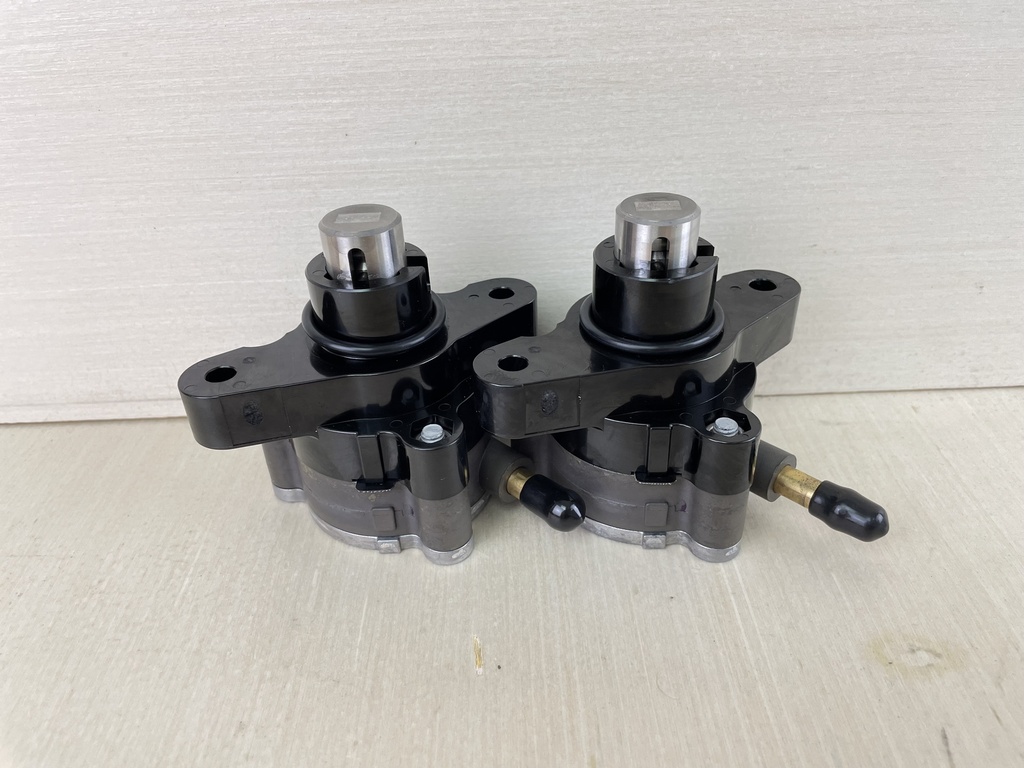 04-14 Yamaha 150HP 4 Stroke Outboard Fuel Pump Set 63P-24410-10-00
