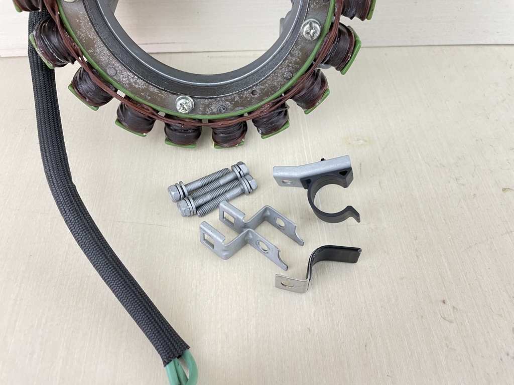 2004 + Yamaha 150HP 4 Stroke Outboard Stator & Base Assembly 63P-81460-00-00