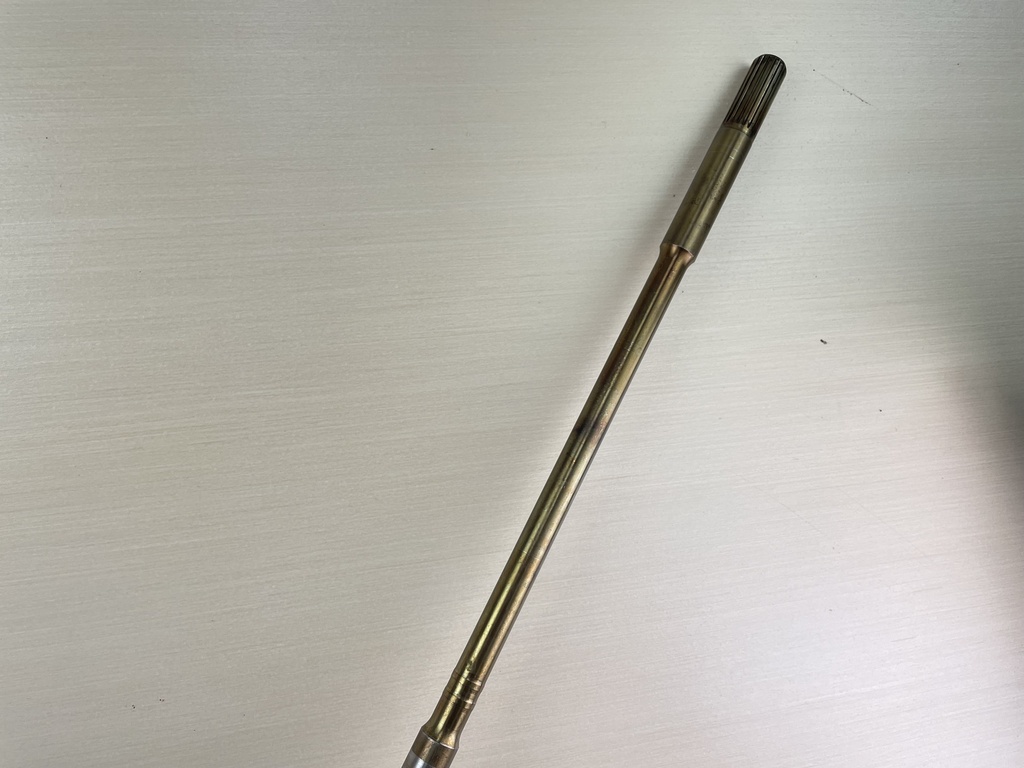 04-14 Yamaha 150HP 4 Stroke 25" Shaft Lower Unit Gear Case 63P-45300-17-8D RH