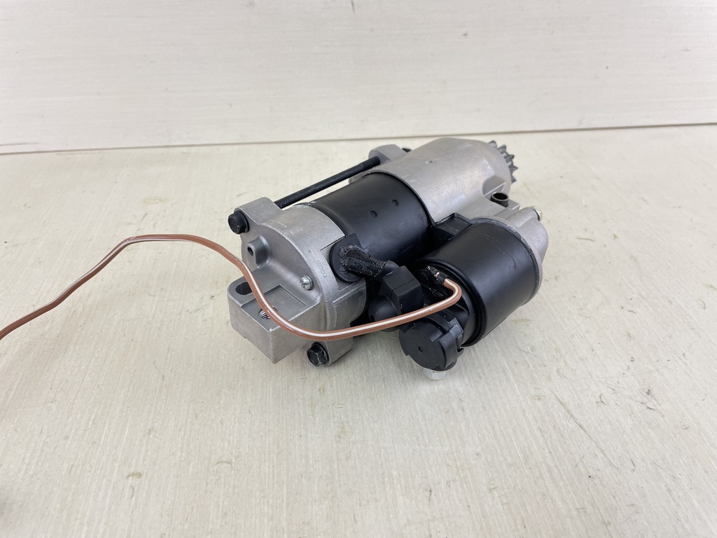 2011 Yamaha 150HP 4 Stroke Outboard Starter Motor Assembly 6BR-81800-01-00
