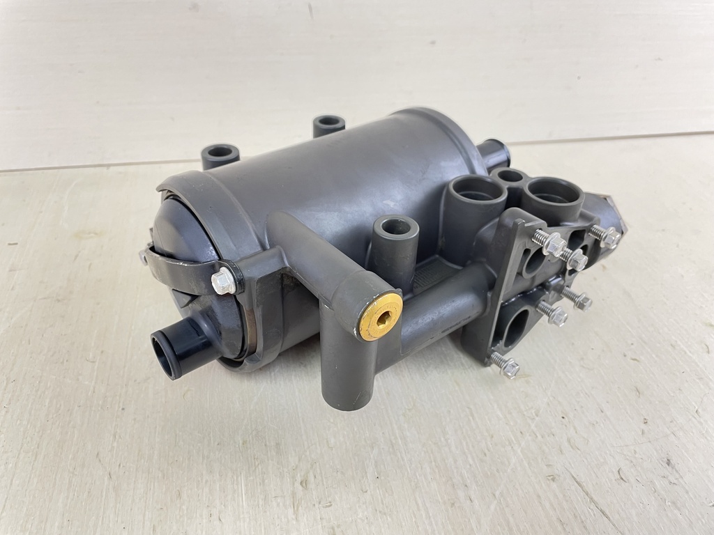 Mercury 135 150 175 HP L4 Verado Oil Cooler Assembly 892801T01