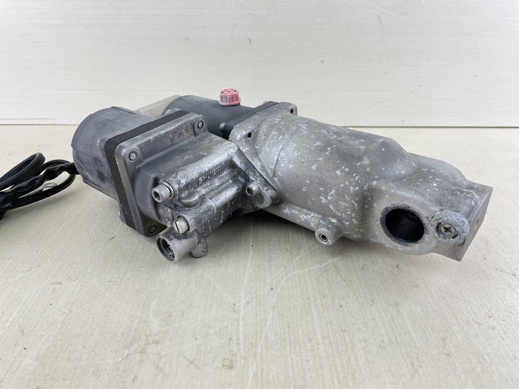 Johnson Evinrude Suzuki DF 70 90 115 HP Outboard Engine Tilt Trim Unit Assembly