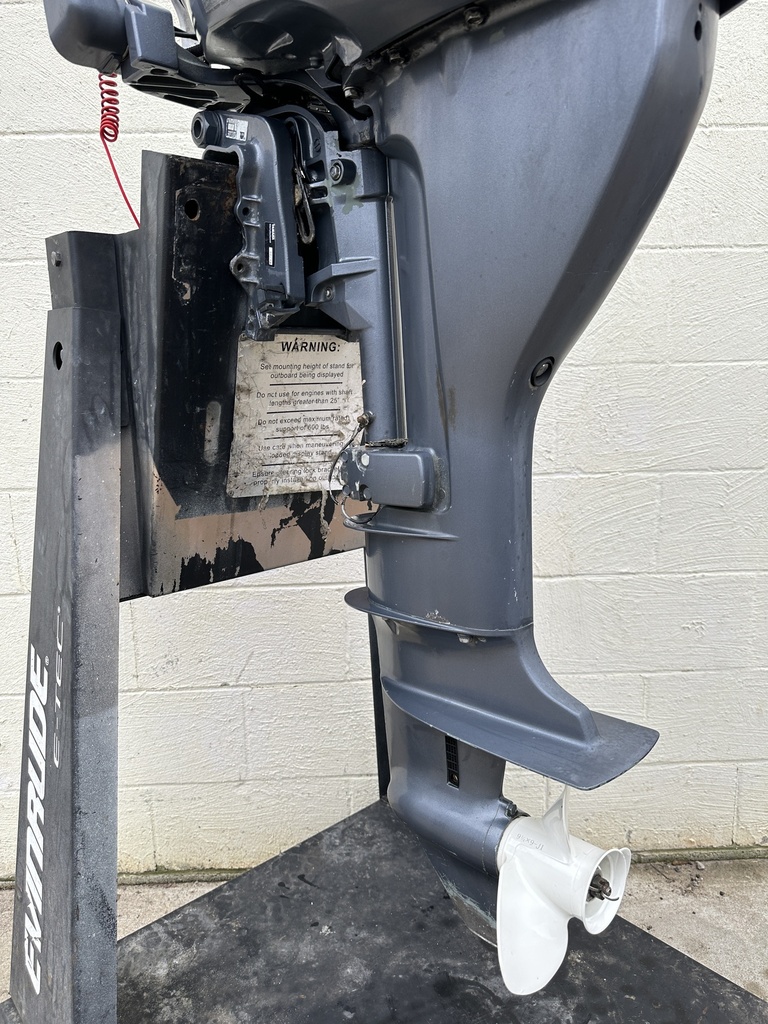 Yamaha 15HP 4 Stroke Outboard W/ 20" Shaft W/ Tiller Handle