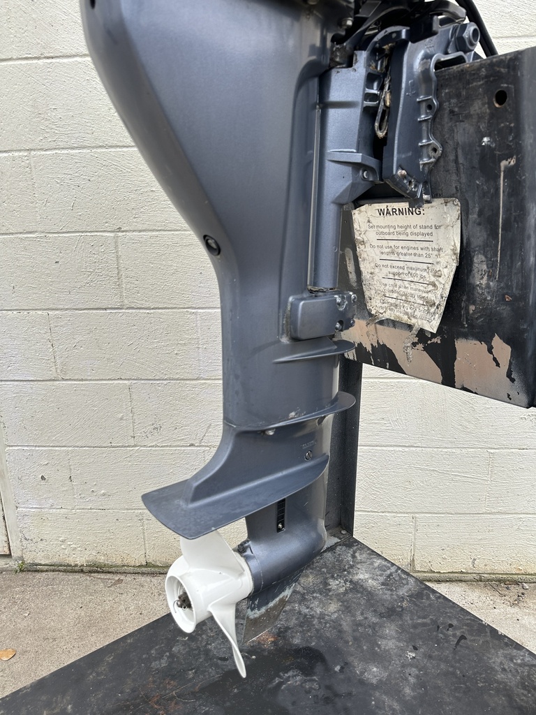Yamaha 15HP 4 Stroke Outboard W/ 20" Shaft W/ Tiller Handle