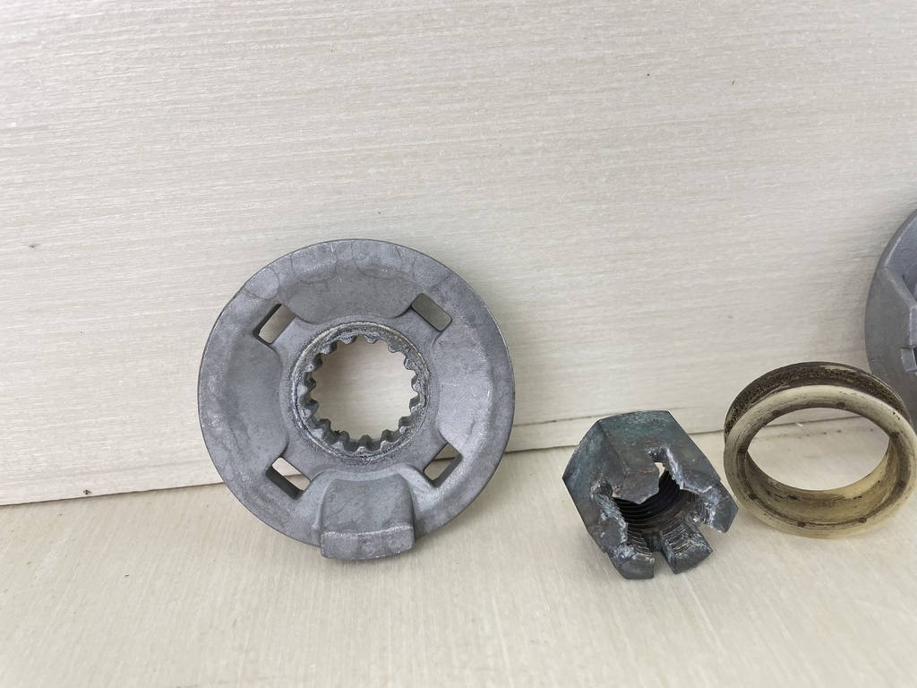 Suzuki 115HP 4 Stroke Outboard Propeller Hardware 57635-90J01