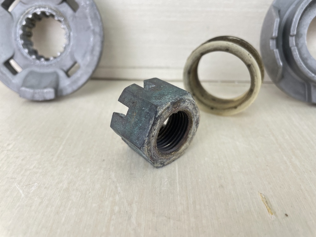 Suzuki 115HP 4 Stroke Outboard Propeller Hardware 57635-90J01