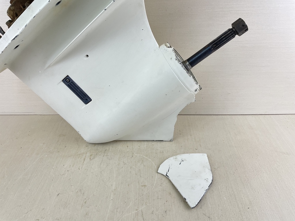 2001 - 2009 Suzuki DF 60 70 HP 20" Long Lower Unit Gear Case OEM