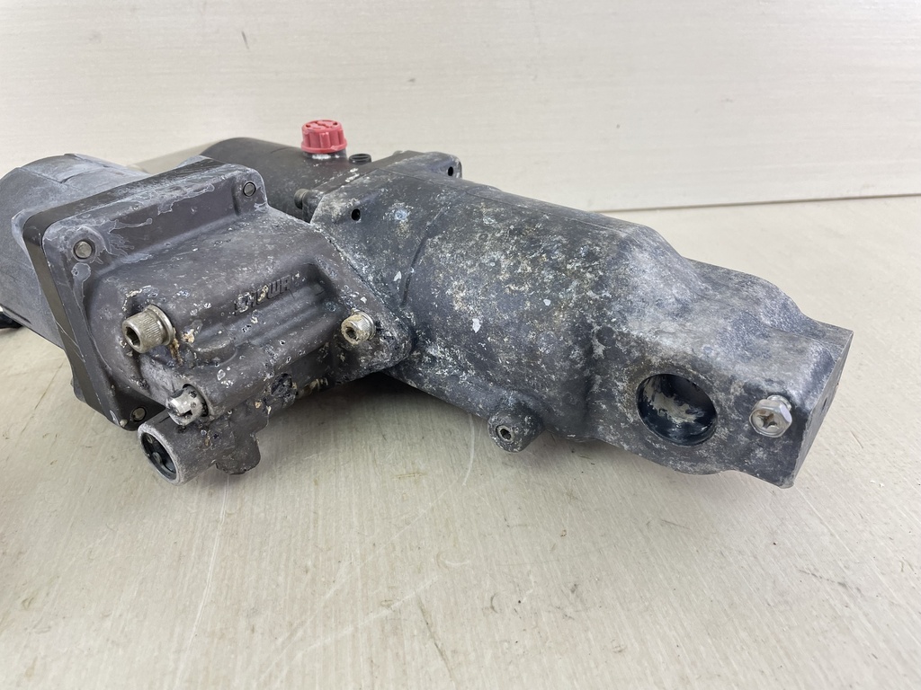 Suzuki DF 60 70 90 115 HP 4 Stroke Outboard Power Trim Tilt Unit Assembly