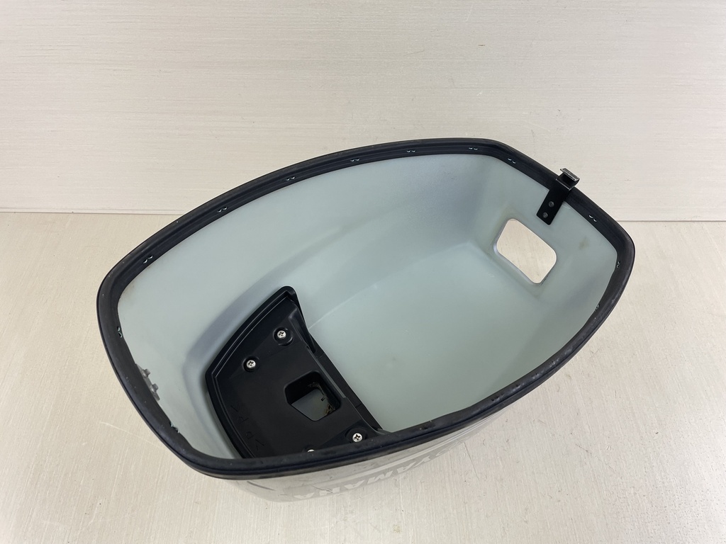 2013 Yamaha 8HP 4 Stroke Outboard Top Cowling Cowl Cover Hood 60R-G2610-60-00