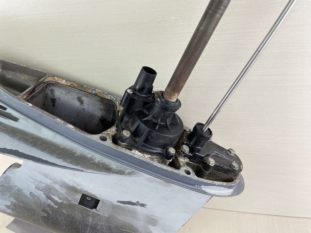 5004632 Evinrude Johnson 1995-2005 20" Lower Unit Gear Case V4 90 115 HP