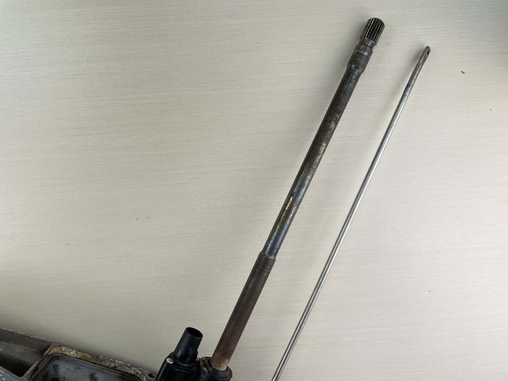 5004632 Evinrude Johnson 1995-2005 20" Lower Unit Gear Case V4 90 115 HP