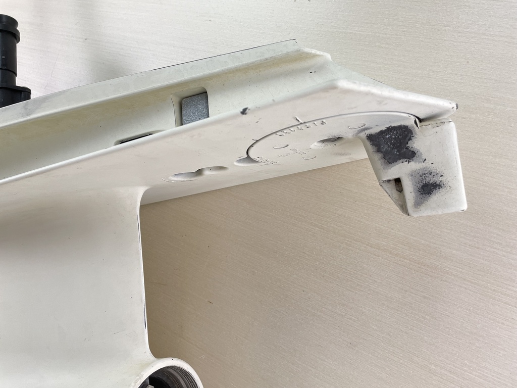 93-2005 Evinrude Johnson 150 175 HP Outboard 25" Lower Unit Gear Case 5009308