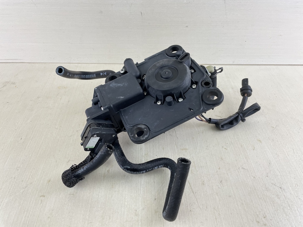 5007420 Evinrude Johnson Fuel Pump W/ Primer & Bracket 90 115 HP 1995-2001