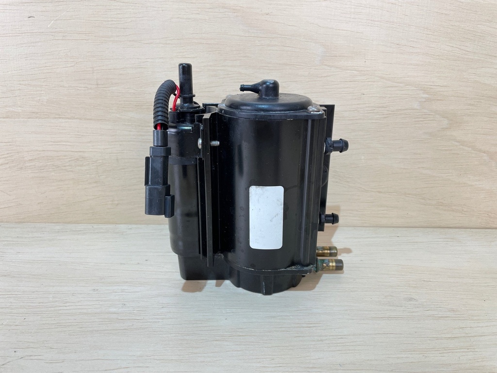 2002 Evinrude Ficht 200HP Fuel Pump VST Assembly 5004429 0439712