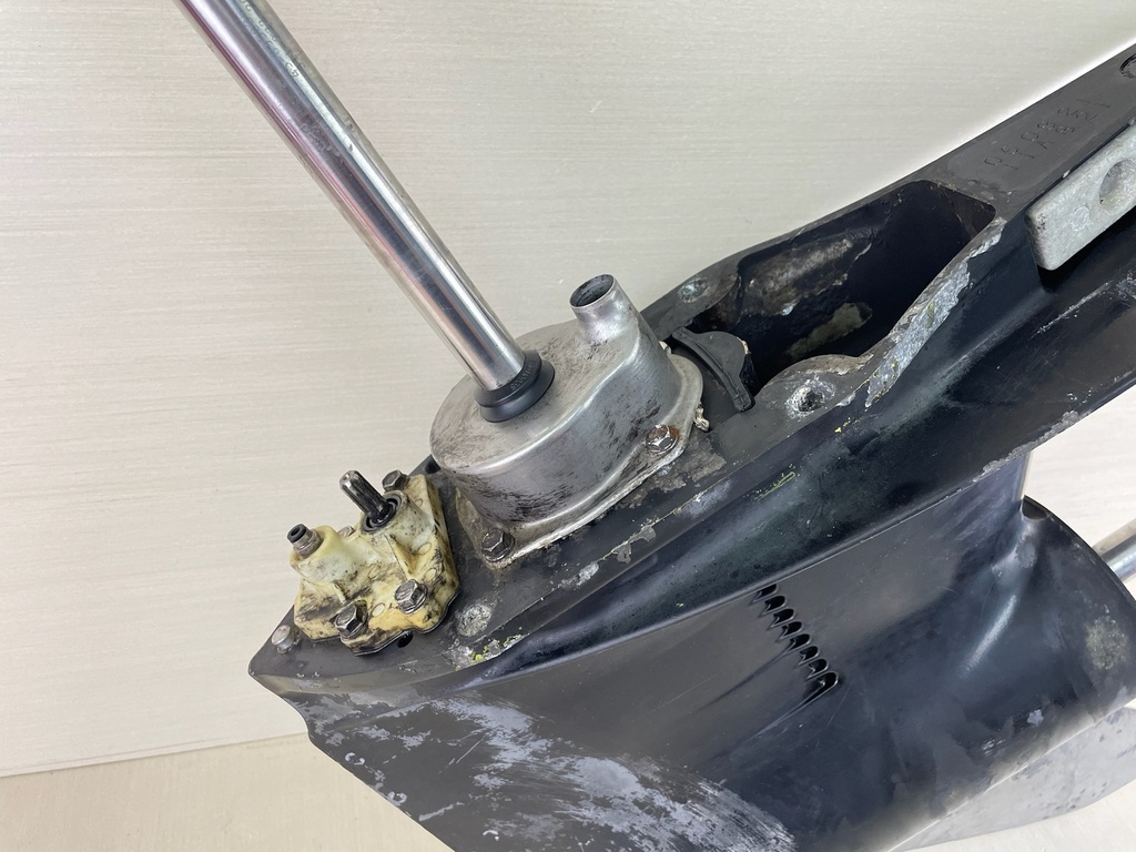 Mercury 135 - 200 HP L4 Verado 25" XL Lower Unit Gear Case Counter 880686T25