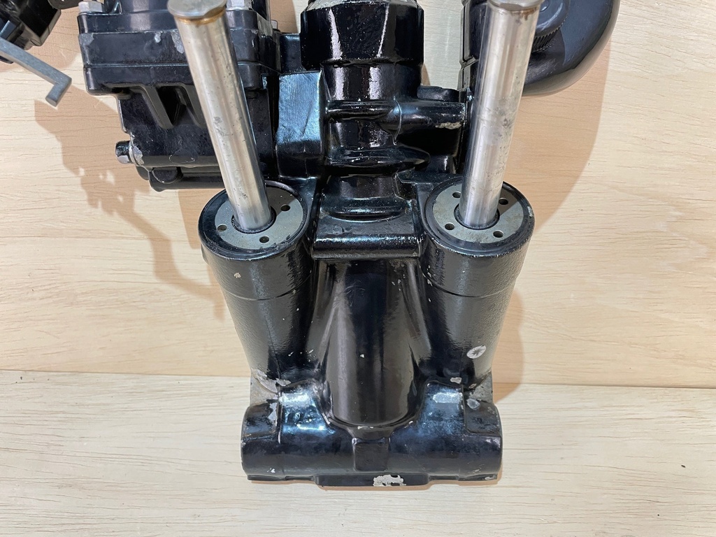 OMC Johnson Evinrude Hydraulic Power Trim And Tilt Assembly 60HP - 300HP