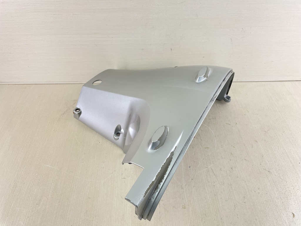 2001 Honda 8 9.9HP 4 Stroke Outboard Lower Side Cowl Cowling Set Left Right