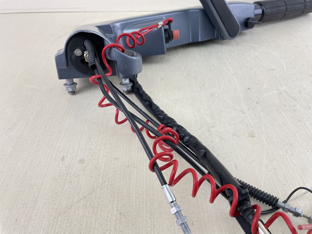 2013 Yamaha 8HP 4 Stroke Outboard Tiller Handle W/ Steering Friction Complete