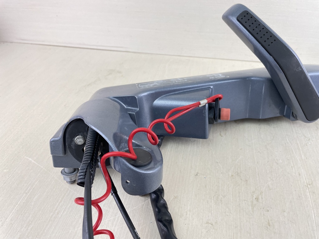 2013 Yamaha 8HP 4 Stroke Outboard Tiller Handle W/ Steering Friction Complete