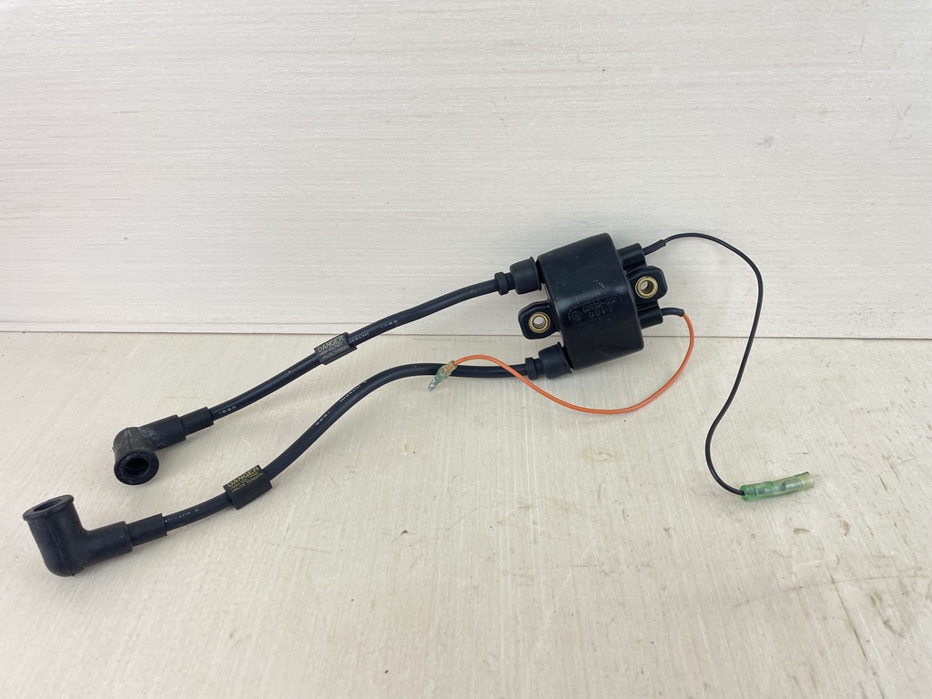 1987 Yamaha 8HP 2 Stroke Outboard Ignition Coil 6G1-85570-00-00
