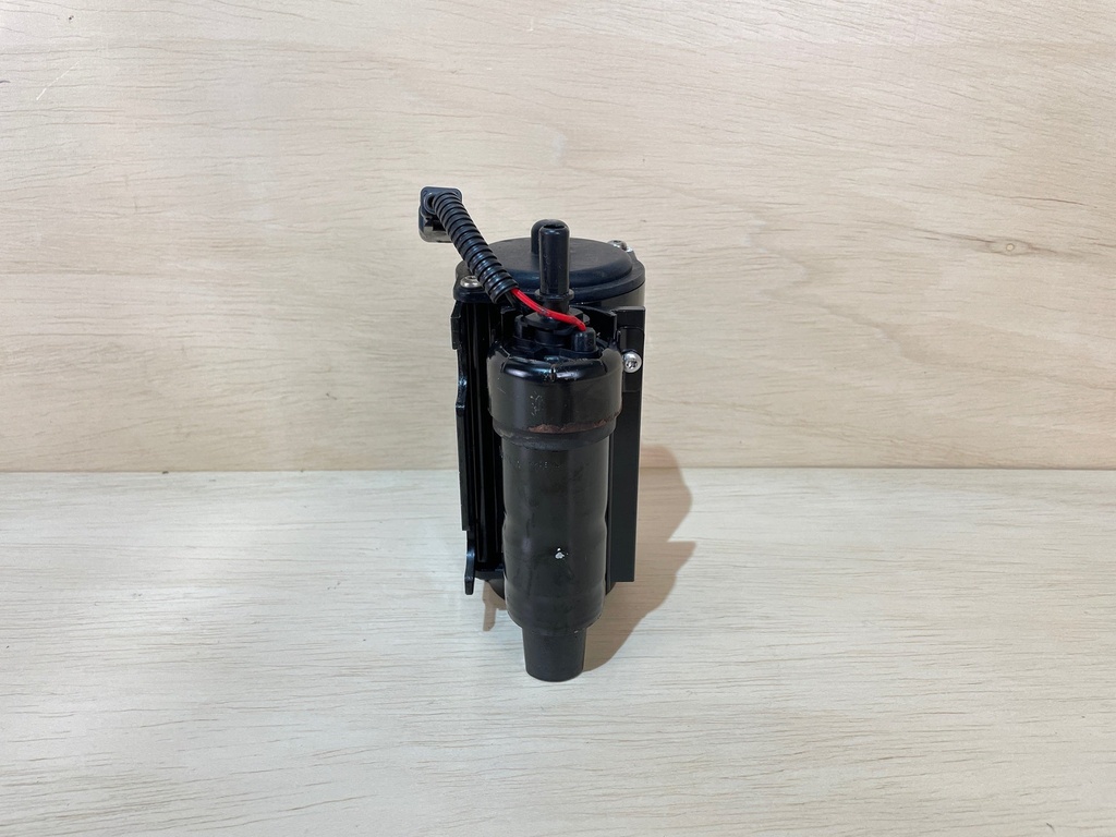 2000 Evinrude Ocean Pro 225HP Fuel Pump VST Assembly 0439712 5004429