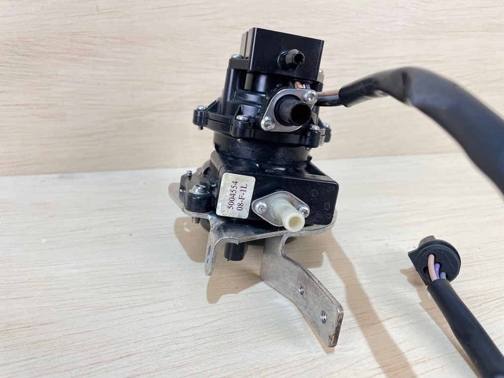 Evinrude Johnson VRO Fuel Pump 4 Wire - 5004554