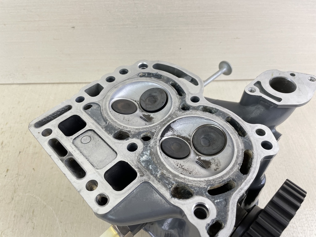 Honda 8 9.9HP 4 Stroke Outboard Cylinder Head Complete 12210-ZW9-405ZA