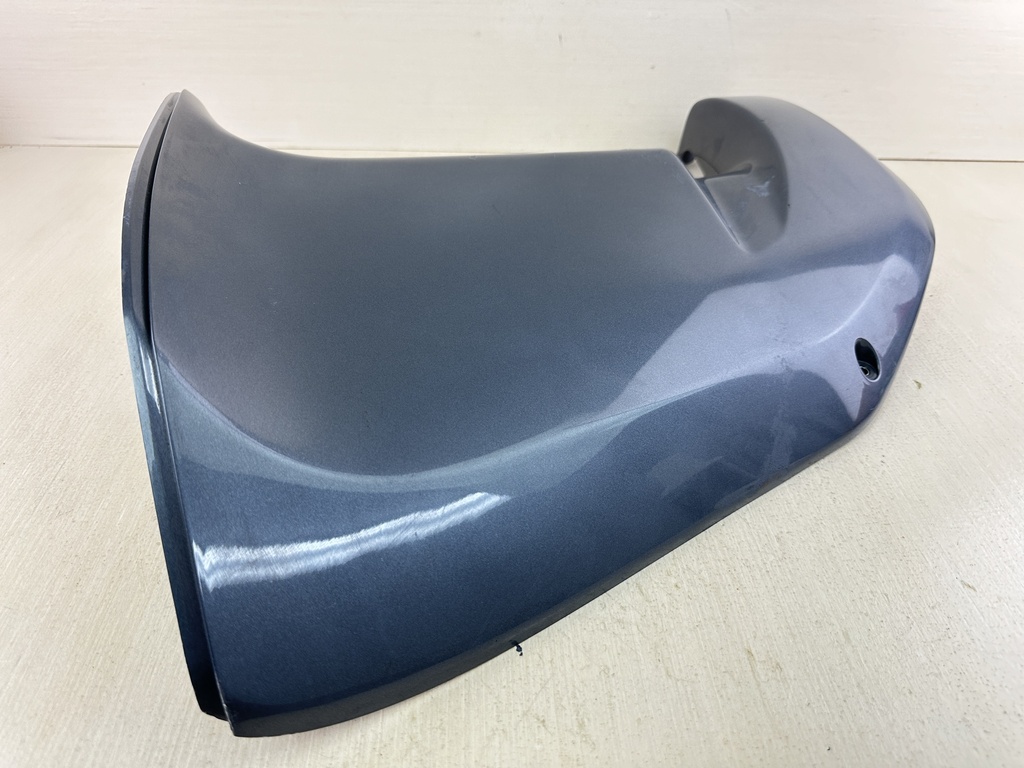 04 Yamaha 225HP 4 Stroke Outboard Left Port Apron Cowling Cover 69J-42771-00-8D