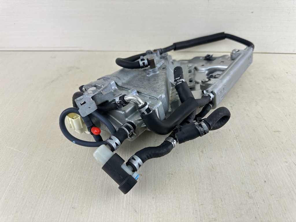 2004 Yamaha 225HP 4 Stroke Outboard Float Chamber VST 69J-14180-11-00