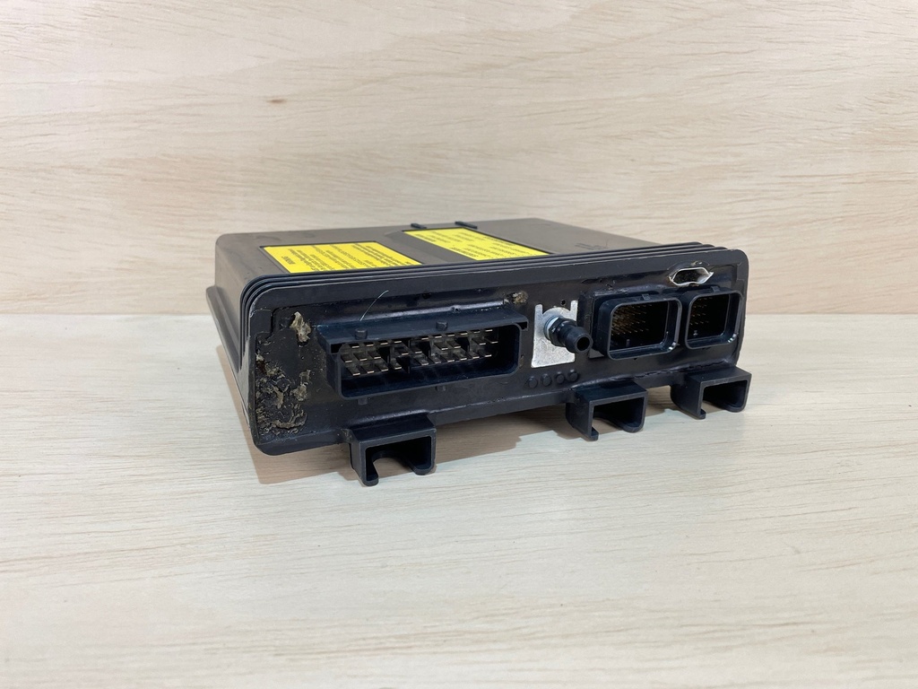 Evinrude Etec 250 HP 2 Stroke ECU ECM EMM 586707 586707B