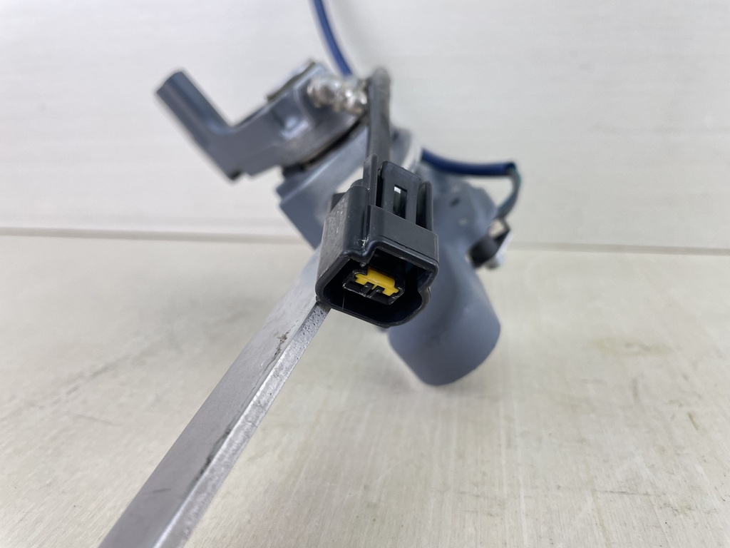 2004 Yamaha 150HP 4 Stroke Switch & Bracket 69J-8259F-00-00