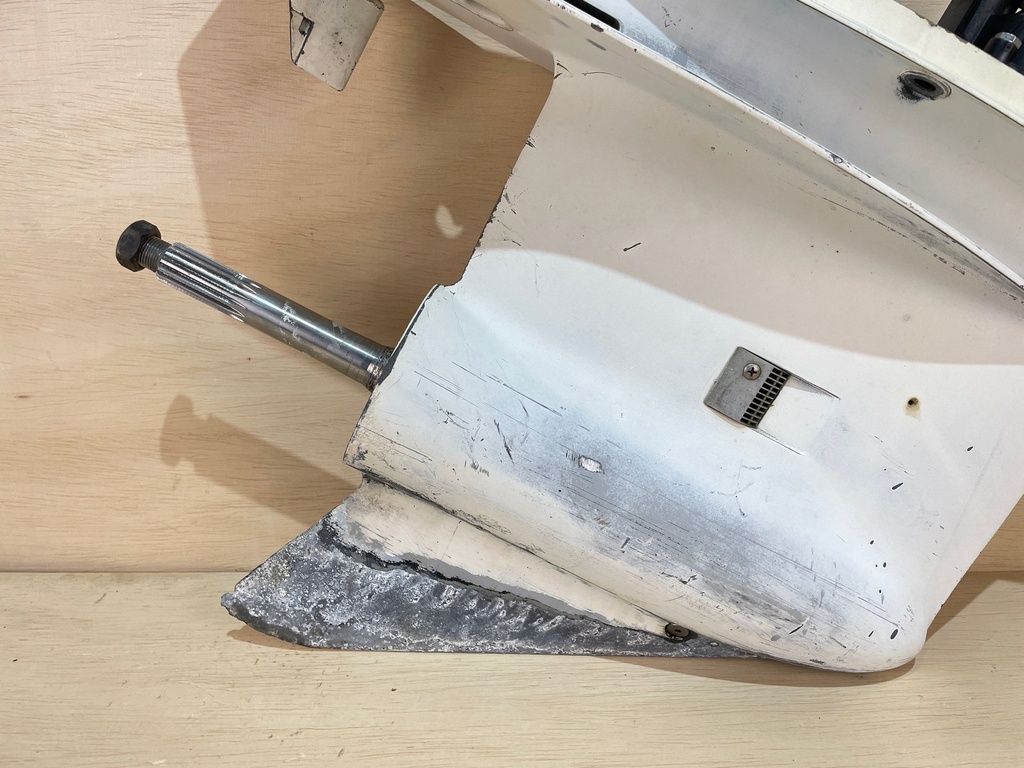 2000 Evinrude Ocean Pro 225HP Lower Unit 25" XL Standard Rotation RH