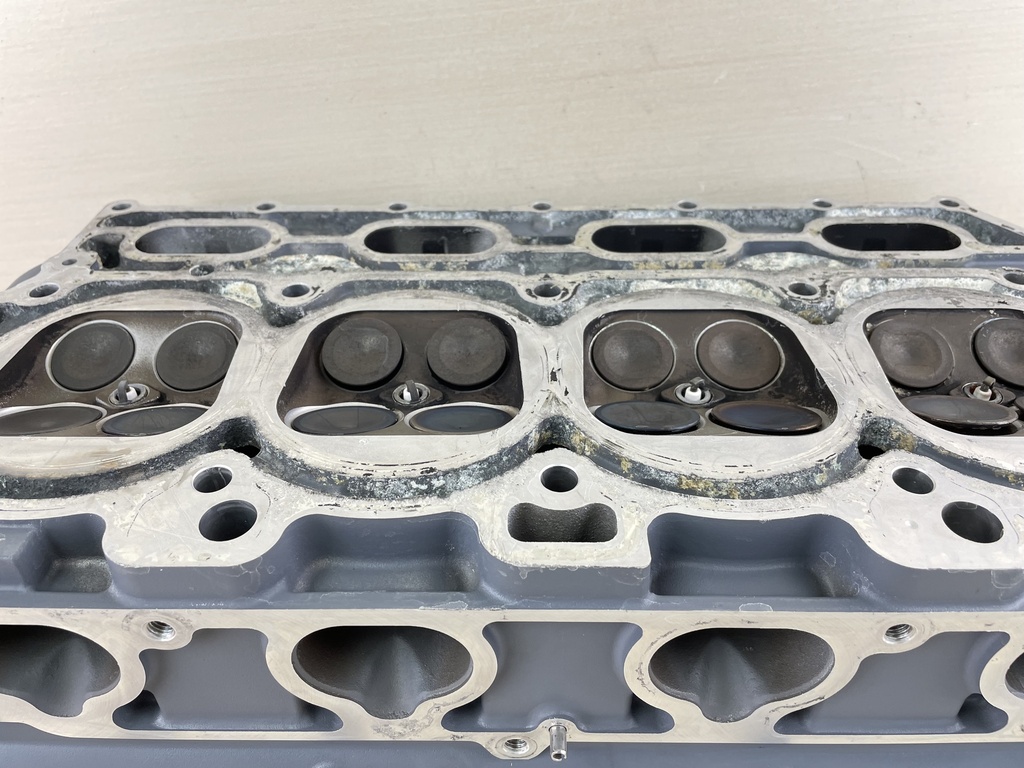 2004-05 Yamaha 150HP 4 Stroke Outboard Cylinder Head 63P-W009A-00-1S