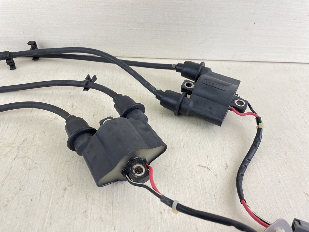 63P-82310-00-00 Yamaha 150HP 4 Stroke Outboard Ignition Coil Set