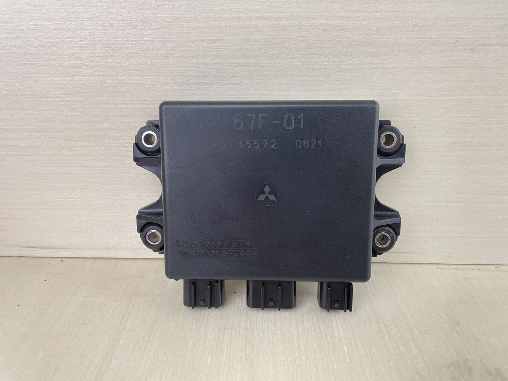 2001 Yamaha 100HP 4 Stroke Outboard CDI Unit Computer 67F-85540-01-00