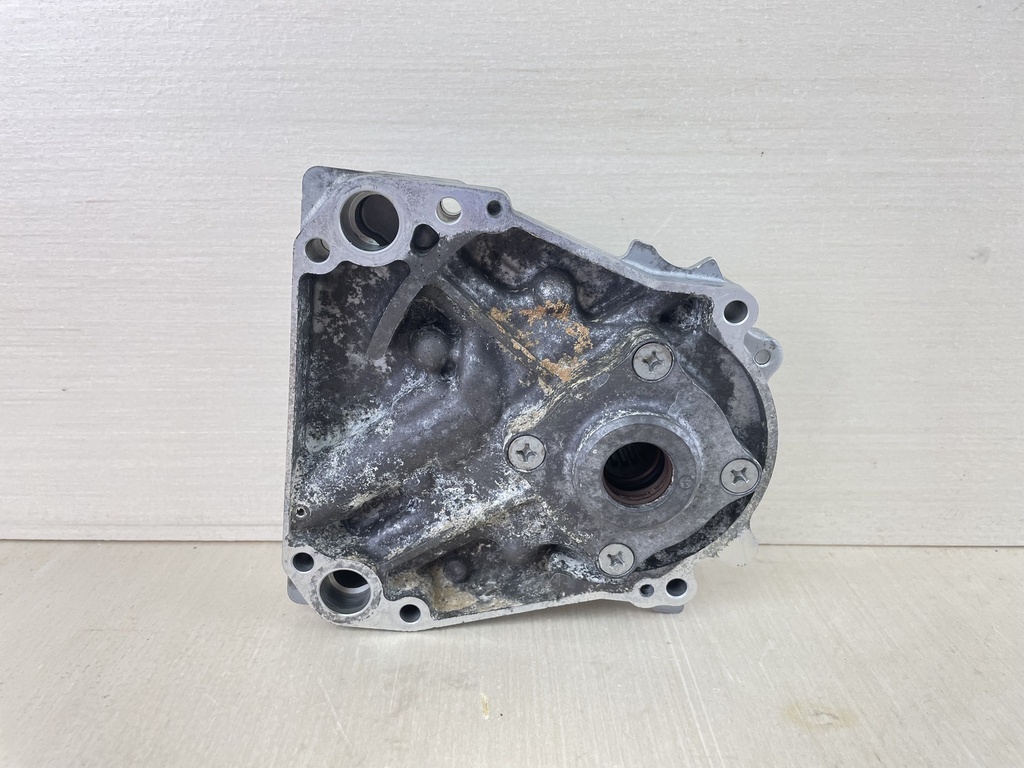 2001 Yamaha 100HP 4 Stroke Outboard Oil Pump Assembly 67F-13300-00-00