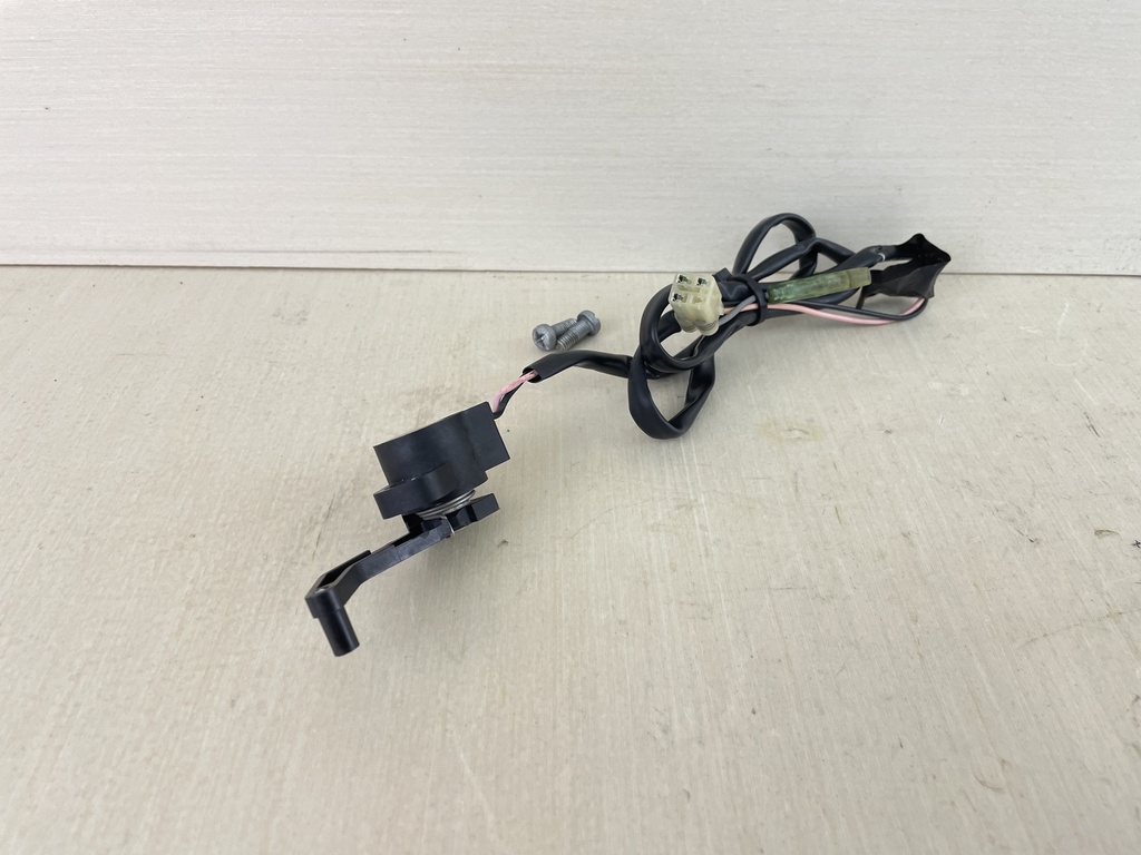 2003 Yamaha 225HP 4 Stroke Outboard Trim Sender Sending Unit 69J-83672-00-00