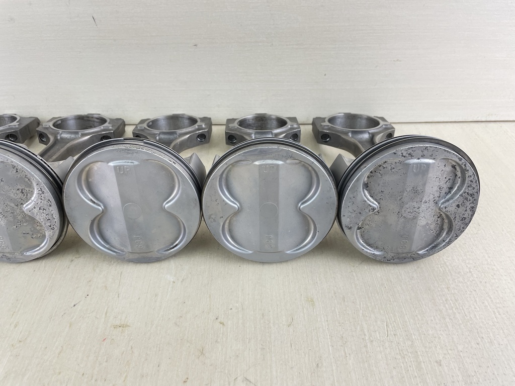 2002-2005 Yamaha 200 225 HP 4 Stroke Outboard Piston & Connecting Rod 69J-11631-00-B0