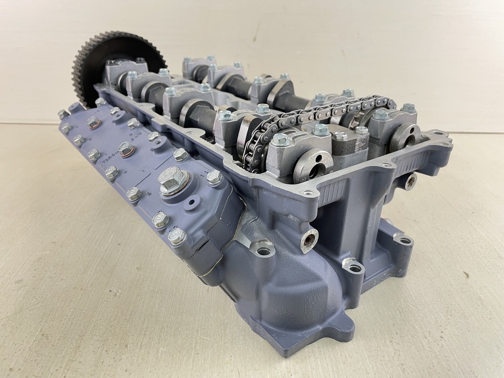 2003 Yamaha 200 225 HP 4 Stroke Outboard Cylinder Head Starboard 69J-W009A-01-1S