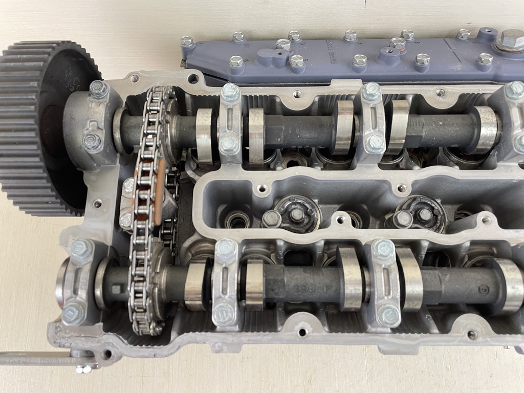 2003 Yamaha 200 225 HP 4 Stroke Outboard Cylinder Head Port 69J-W009C-01-1S