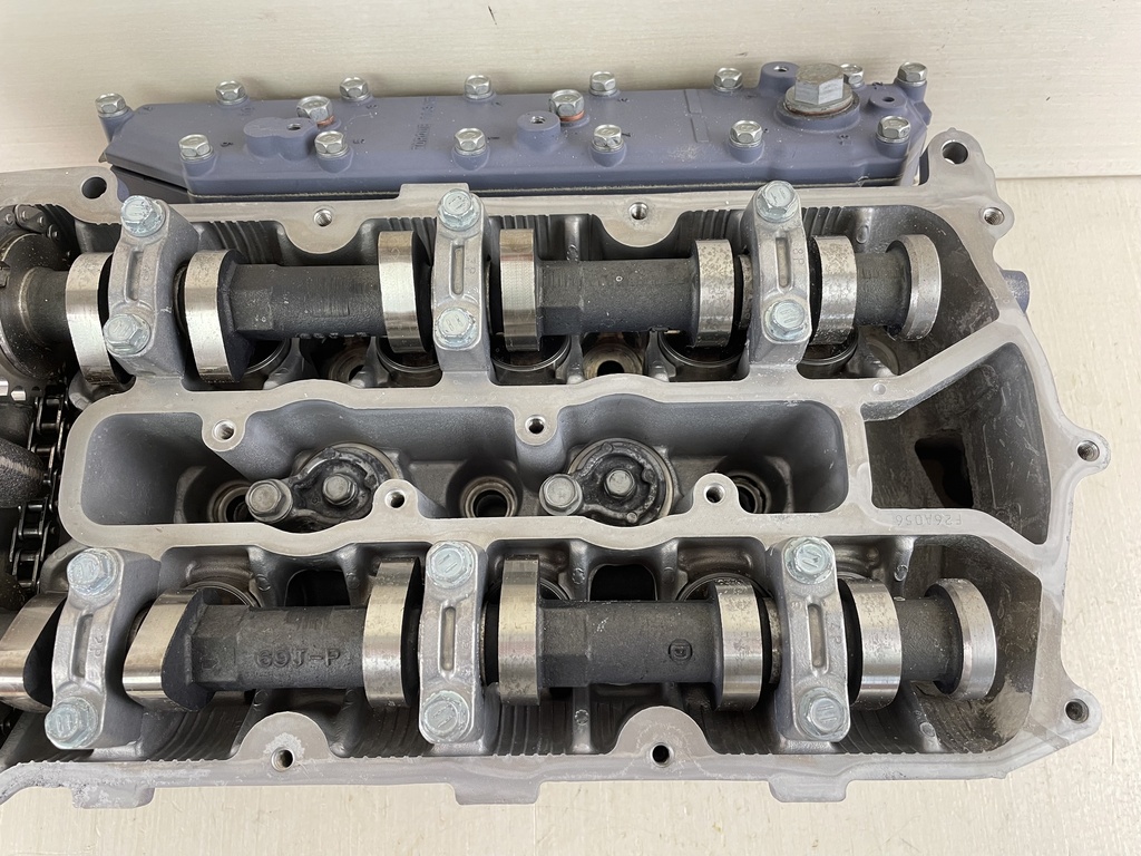 2003 Yamaha 200 225 HP 4 Stroke Outboard Cylinder Head Port 69J-W009C-01-1S