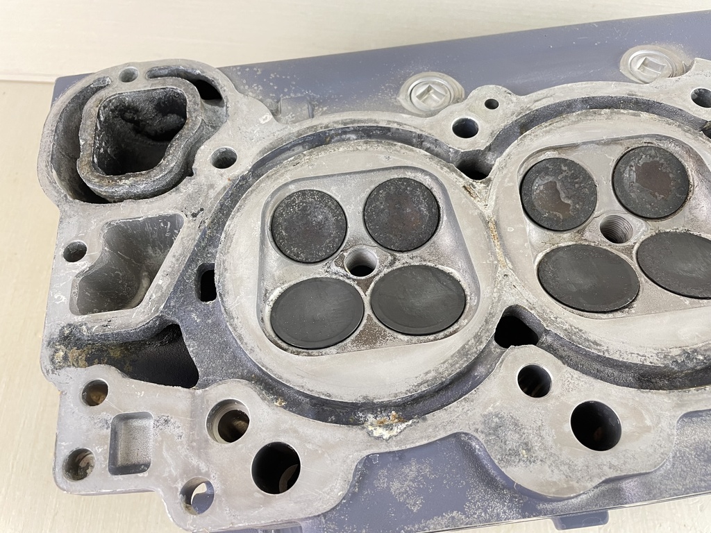 2003 Yamaha 200 225 HP 4 Stroke Outboard Cylinder Head Port 69J-W009C-01-1S