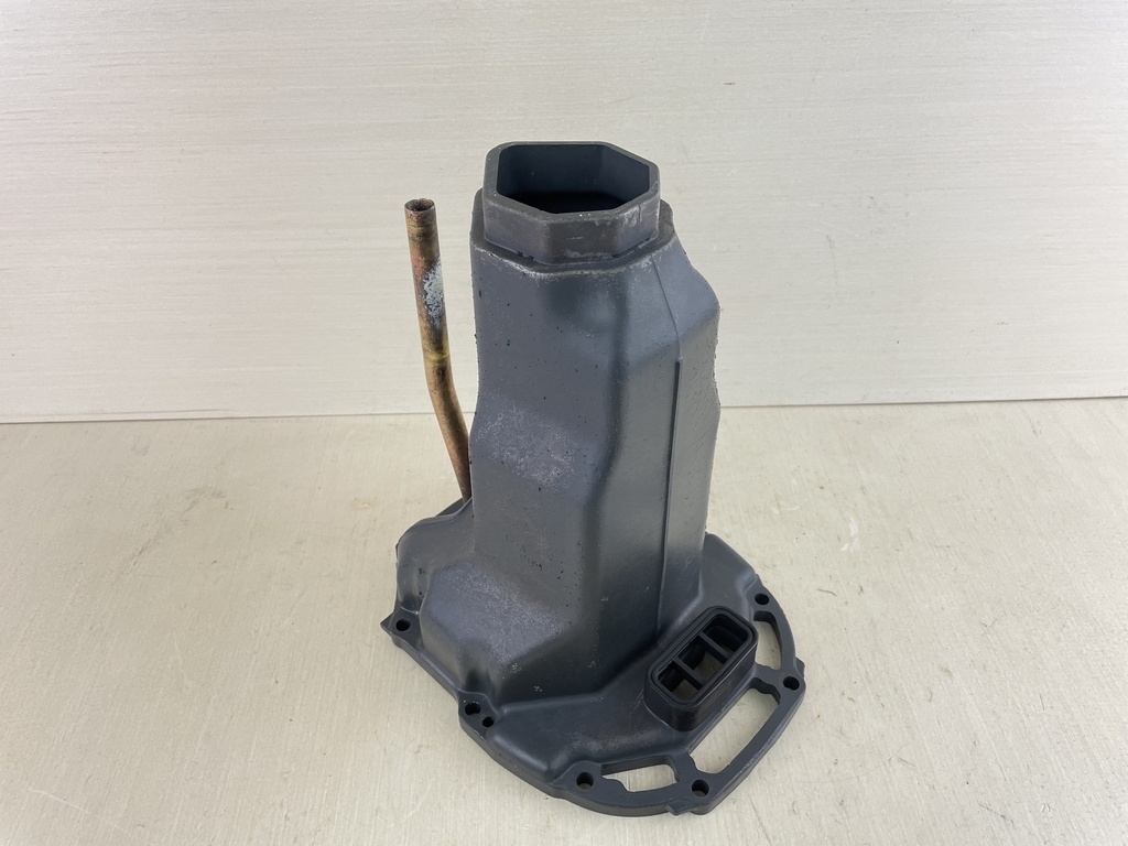 02-03 Yamaha 200 225 HP 4 Stroke Outboard Exhaust Muffler 69J-14711-00-5B