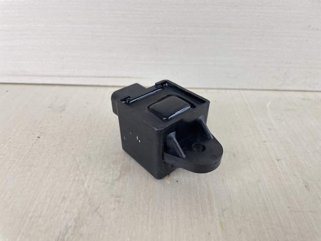 2003 Yamaha 225HP 4 Stroke Outboard Relay Assembly 68V-81950-00-00